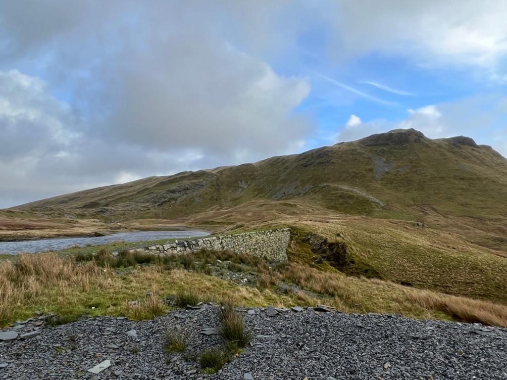 Barlwyd Glamping Hotel Blaenau Ffestiniog ภายนอก รูปภาพ
