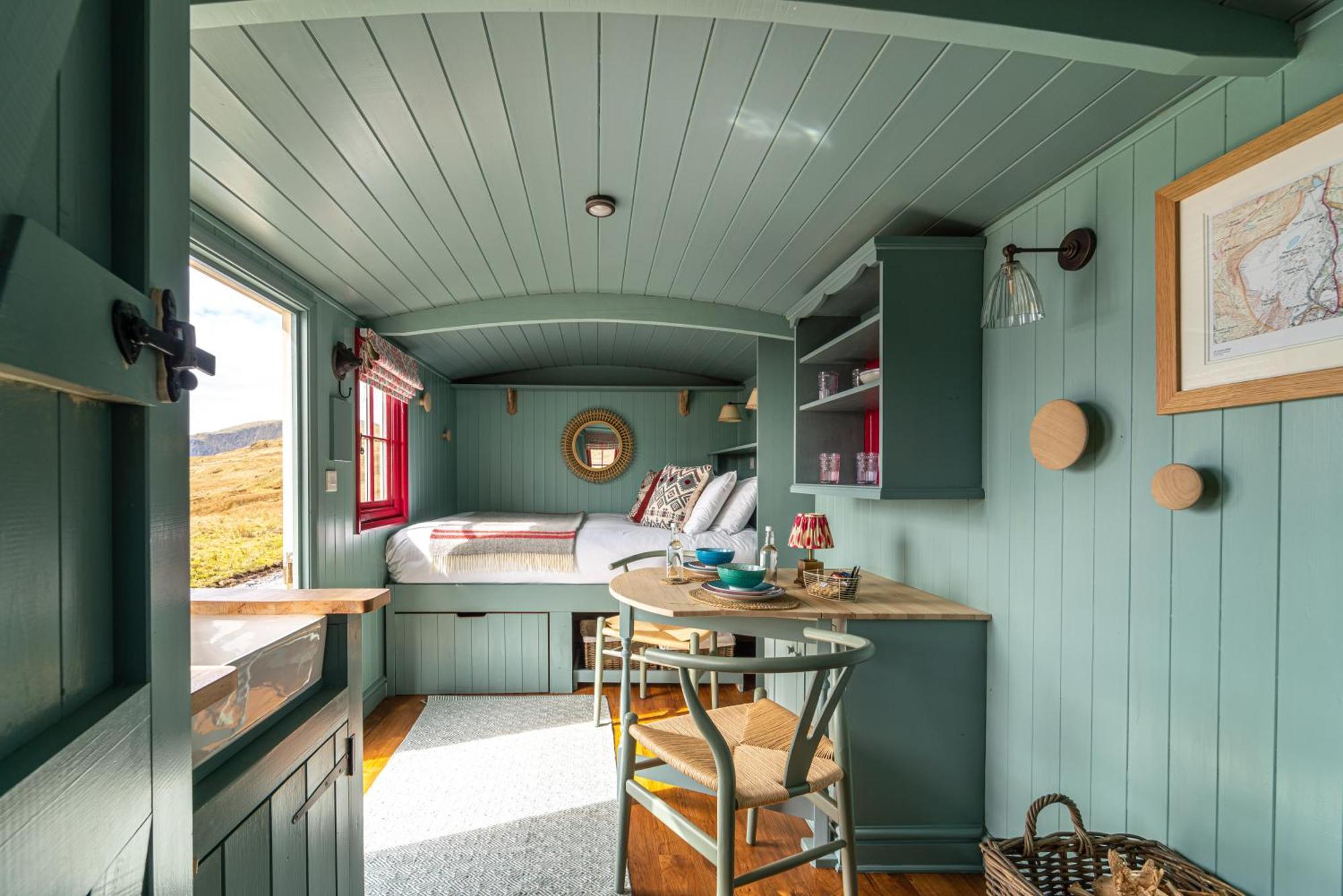Barlwyd Glamping Hotel Blaenau Ffestiniog ภายนอก รูปภาพ